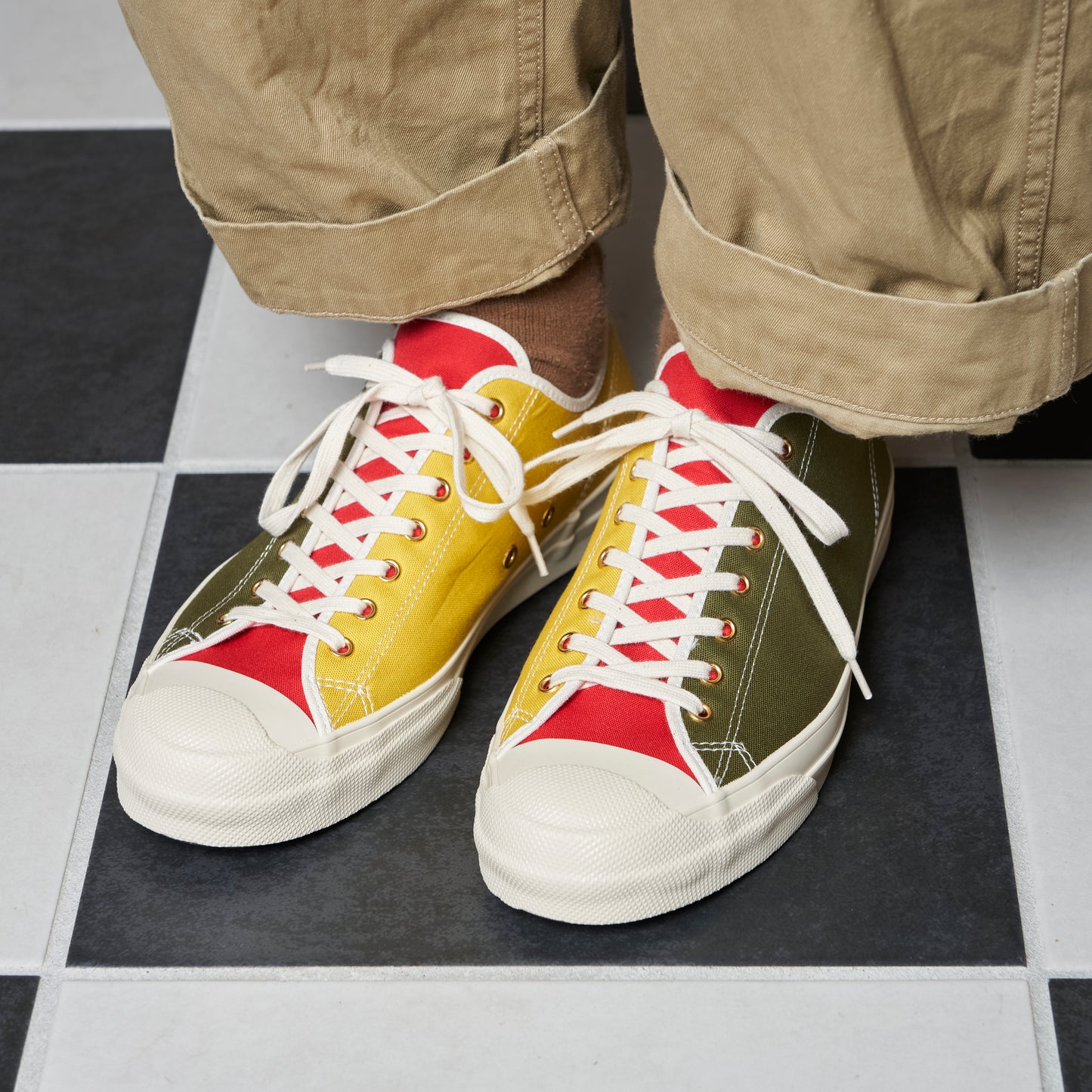 MOGI × moonstar / 別注 RASTA TRICOLOUR スニーカー