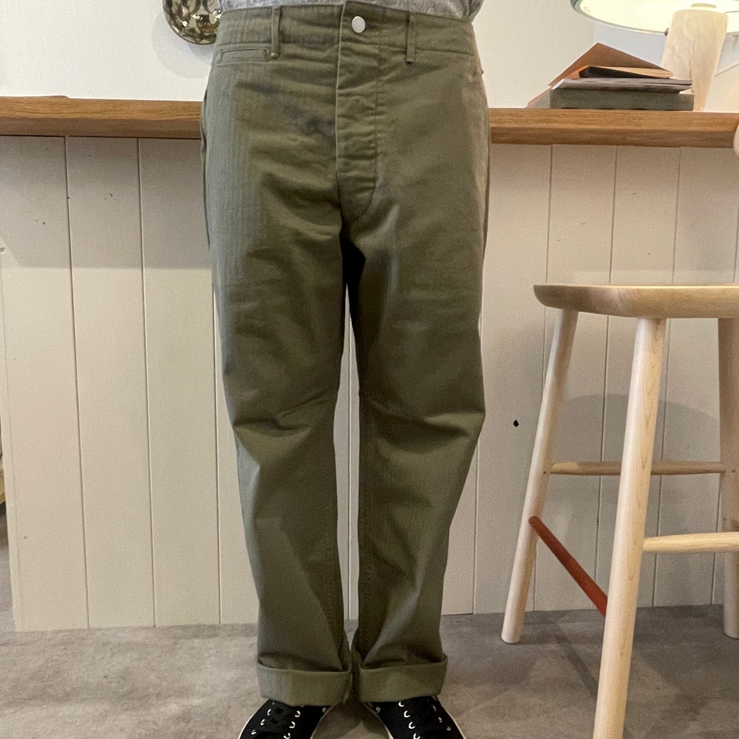 MOGI × NECESSARY or UNNECESSARY / 別注 MOGI 40’s Army Chino Pants / OLIVE Herringbone