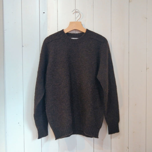 MOGI × JAMIESON'S / BROWN SHAGGY SWEATER
