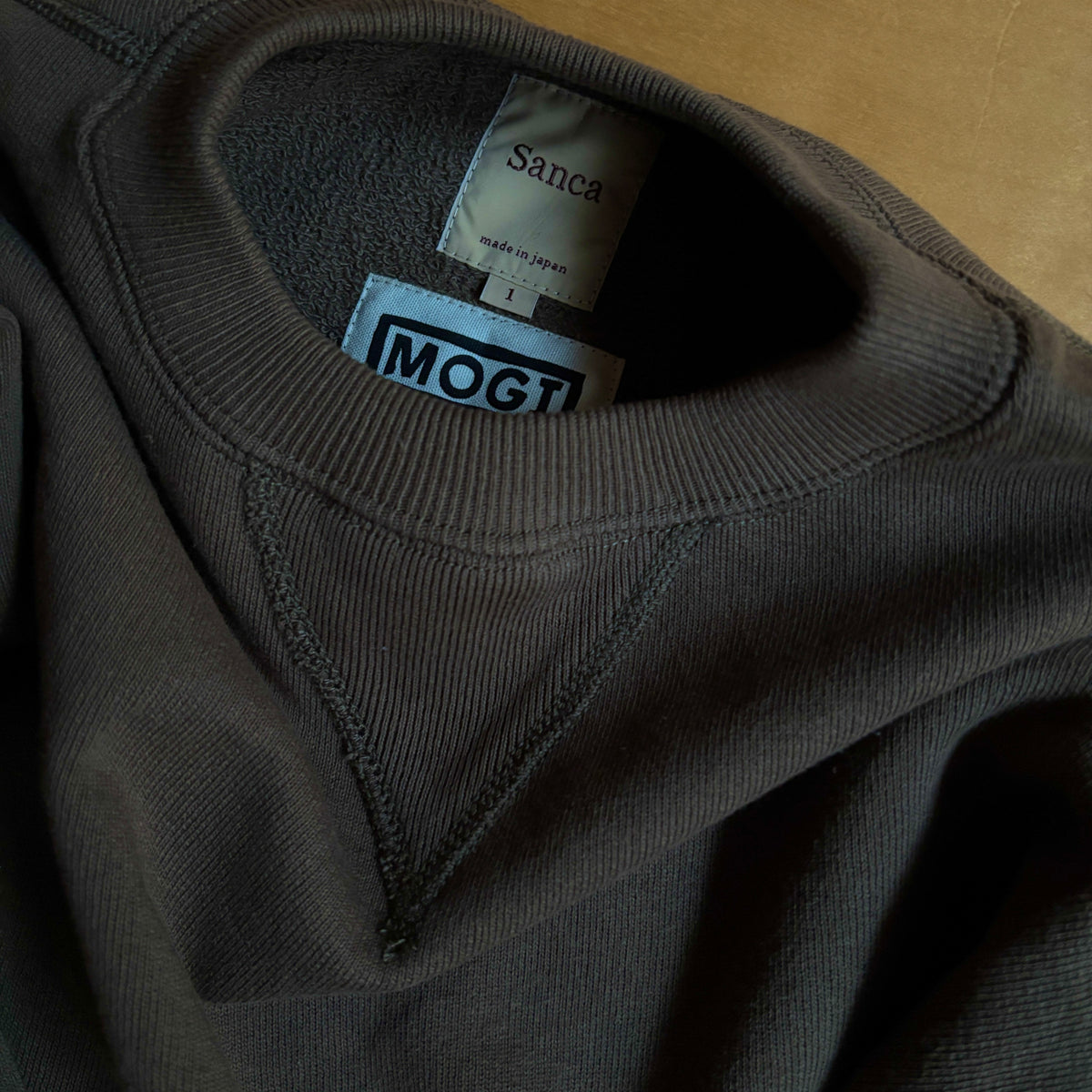 MOGI × sanca / 別注 スウェットシャツ