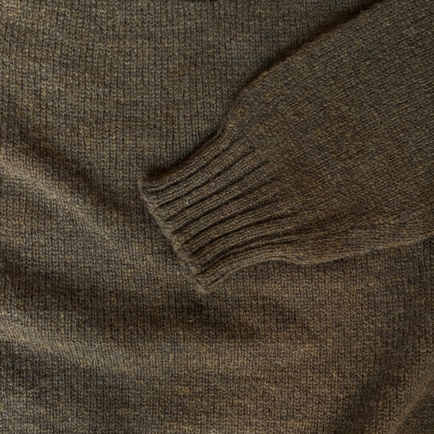 MOGI × JAMIESON'S / MINO CREW SWEATER