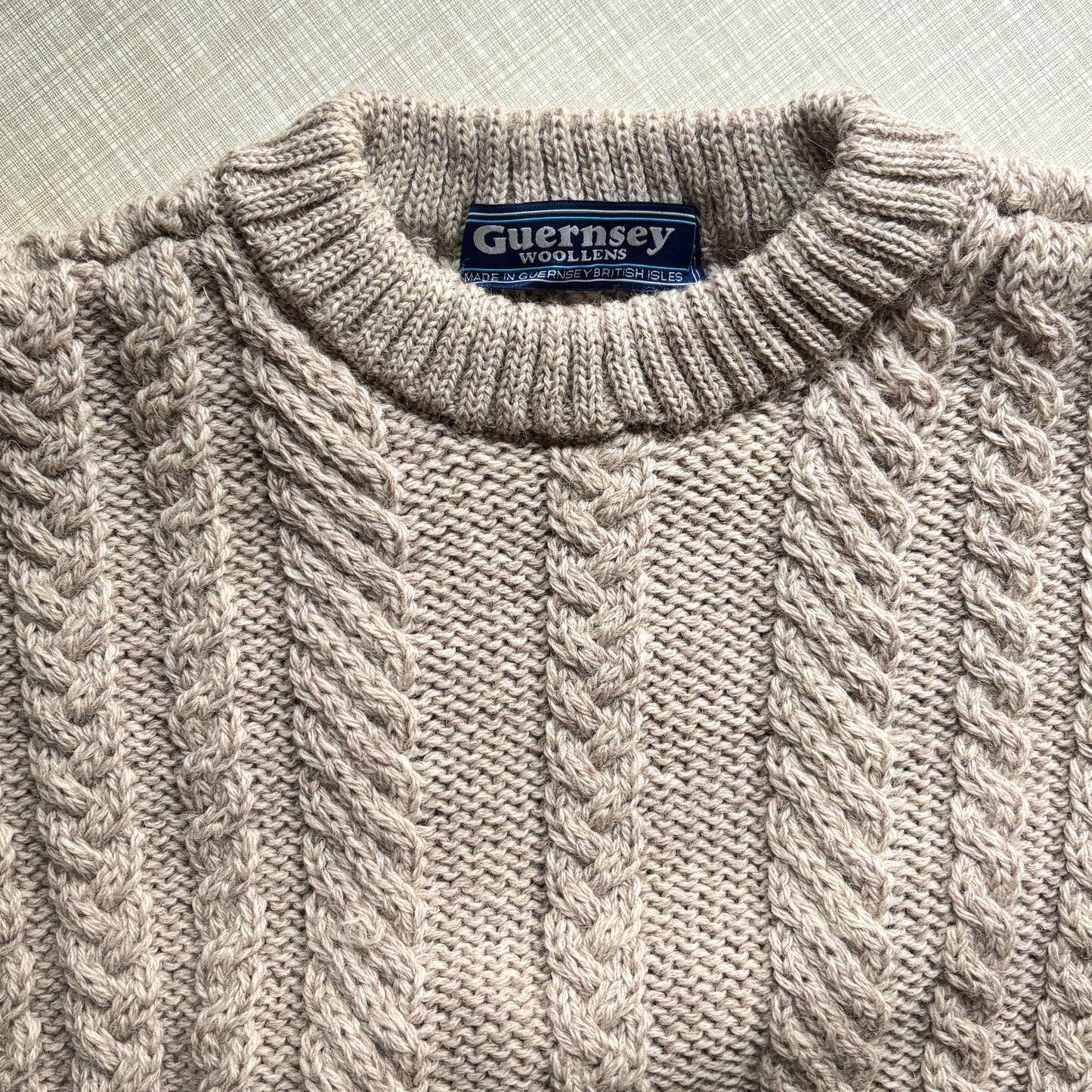GUERNSEY WOOLLENS/ TWISTON