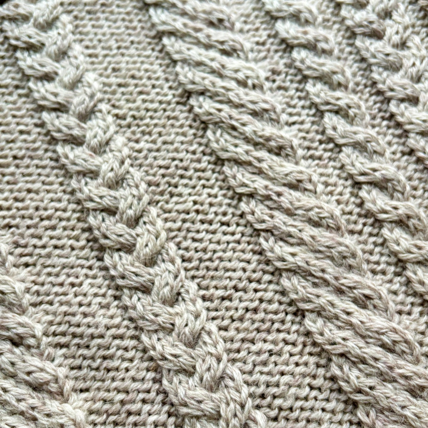 GUERNSEY WOOLLENS/ TWISTON