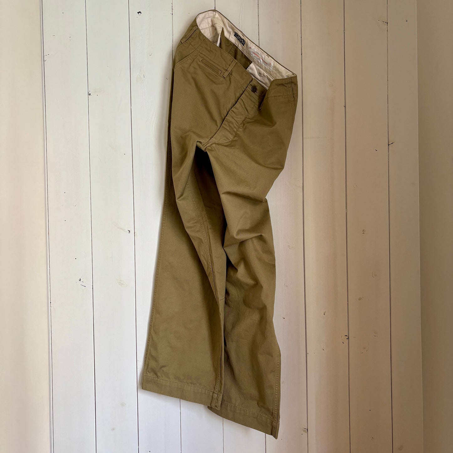 MOGI × NECESSARY or UNNECESSARY / 別注 MOGI 40’s Army Chino Pants / BEIGE