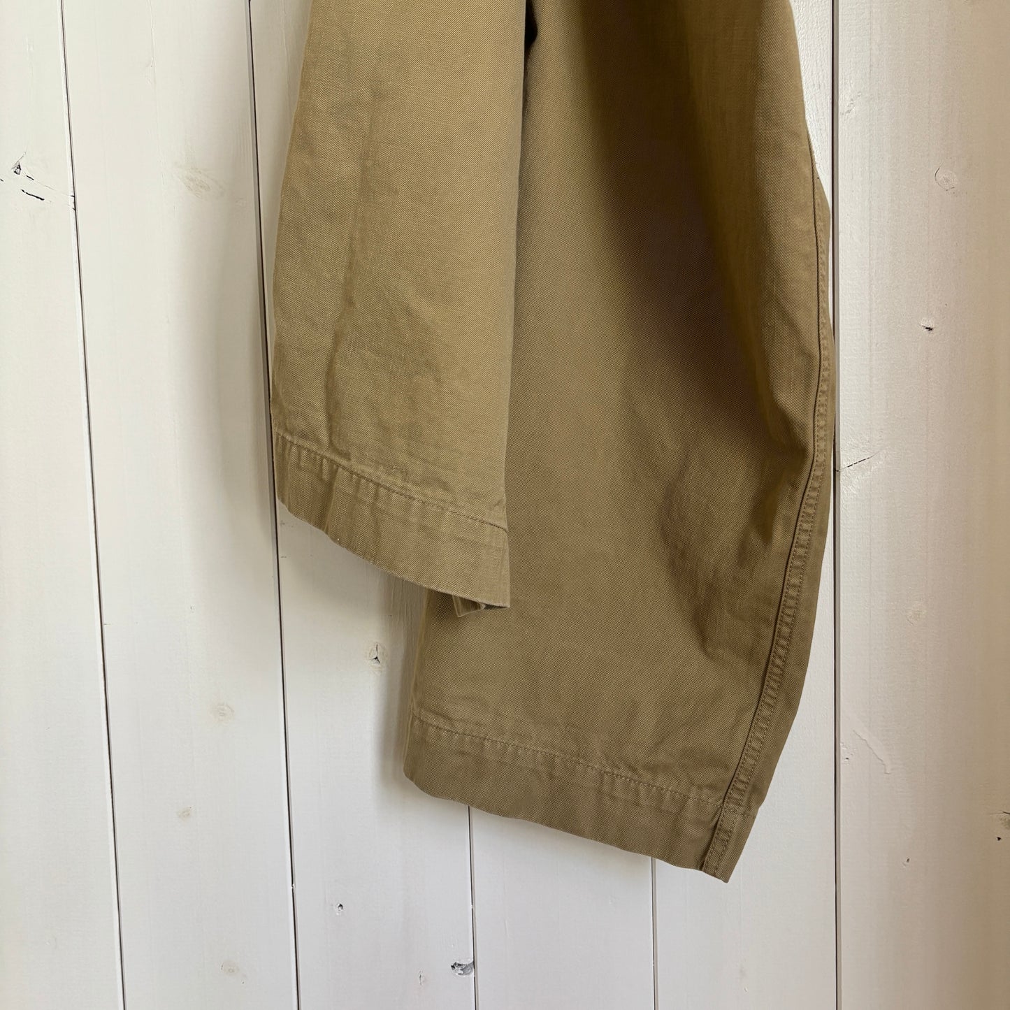 MOGI × NECESSARY or UNNECESSARY / 別注 MOGI 40’s Army Chino Pants / BEIGE